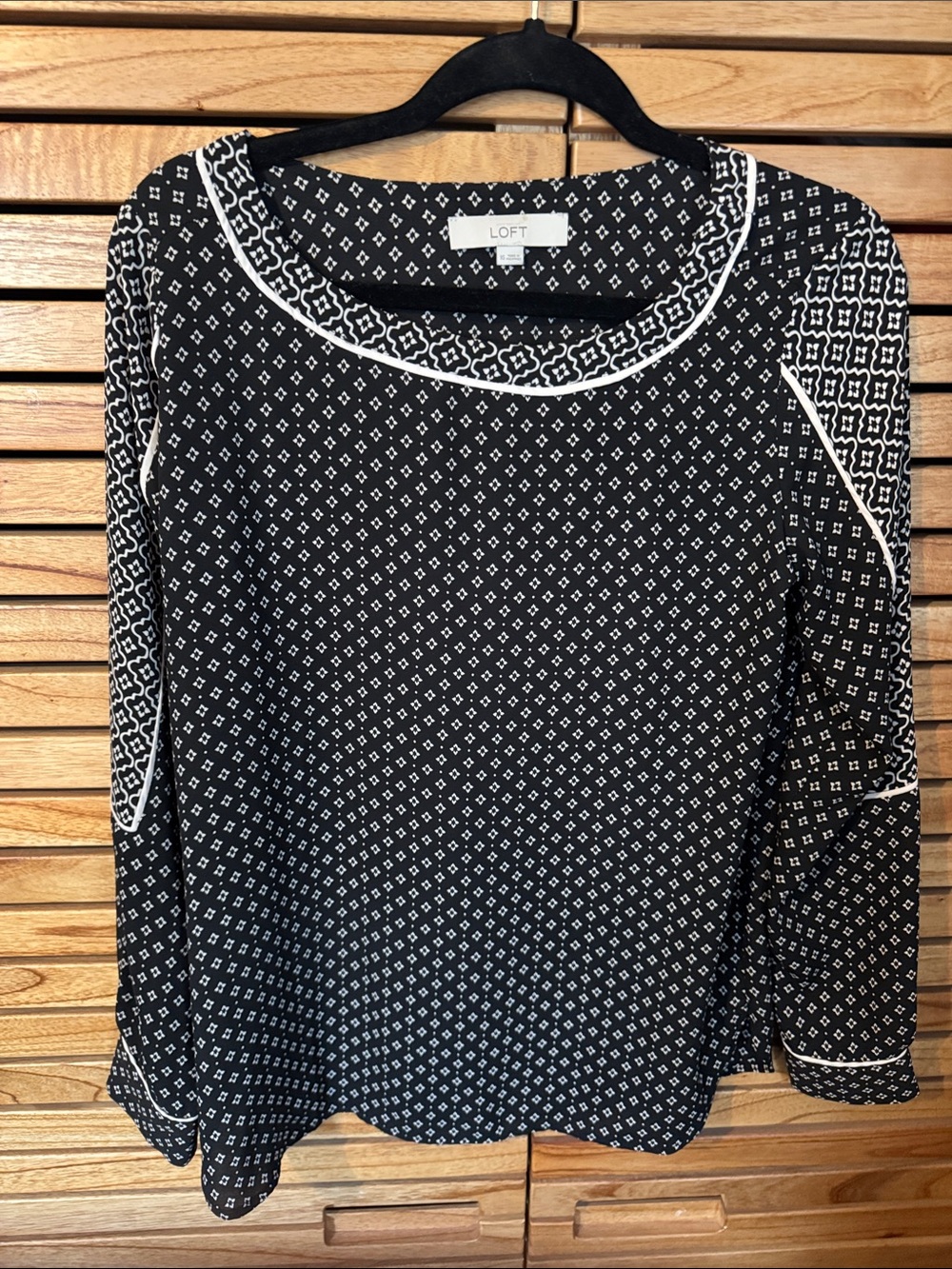 LOFT Black Top with White Geometric Print